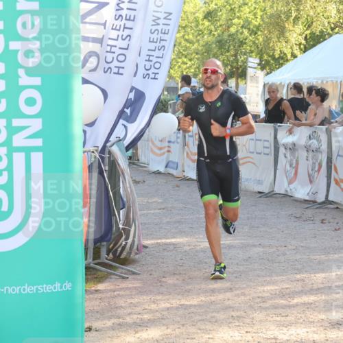 07.09.2025 - 19. Norderstedt Triathlon Luisa Fischer http://msf.ph/oto/8736167 07.09.2025 16:40:36 Ziel 1553 meine-sportfotos.de