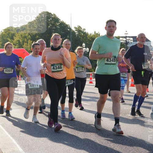 07.09.2025 - BARMER Alsterlauf Yannick Fuchs http://msf.ph/oto/8736185 07.09.2025 09:09:05 Laufen 4417, 4395, 2001, 4001, 4811, 4346, 816, 2215, 4345, 4962, 5275, 5599 meine-sportfotos.de
