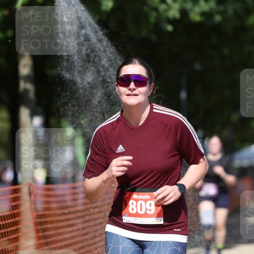 07.09.2025 - 19. Norderstedt Triathlon Michael Strokosch http://msf.ph/oto/8736191 07.09.2025 13:39:46 Laufen 319, 809 meine-sportfotos.de