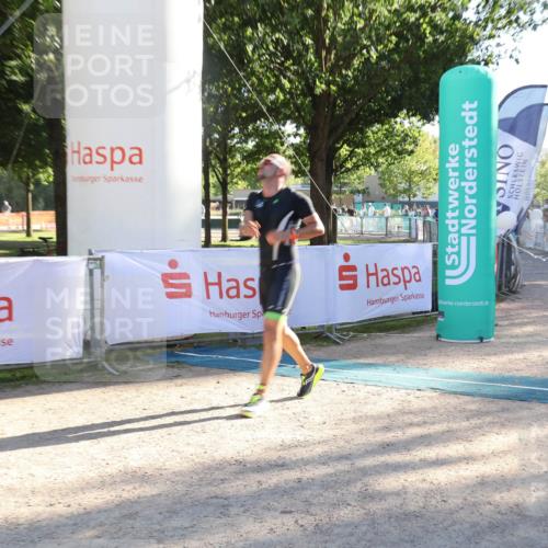 07.09.2025 - 19. Norderstedt Triathlon Luisa Fischer http://msf.ph/oto/8736193 07.09.2025 16:40:38 Ziel 1553 meine-sportfotos.de