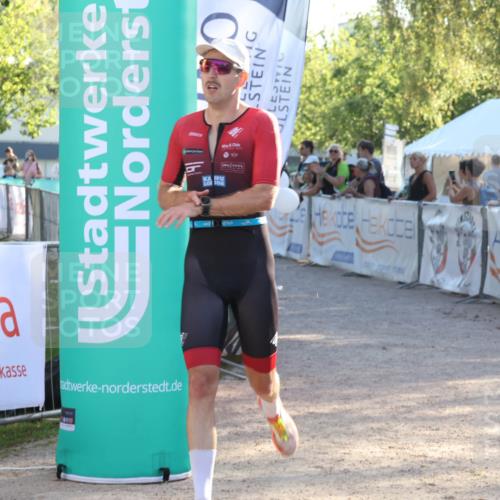 07.09.2025 - 19. Norderstedt Triathlon Luisa Fischer http://msf.ph/oto/8736205 07.09.2025 16:40:43 Ziel 1553, 1573 meine-sportfotos.de