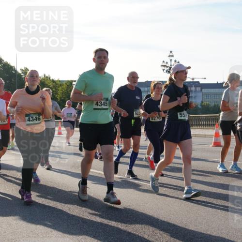 07.09.2025 - BARMER Alsterlauf Yannick Fuchs http://msf.ph/oto/8736251 07.09.2025 09:09:06 Laufen 4001, 5, 4811, 4346, 3338, 4345, 5275, 5276, 559, 10 meine-sportfotos.de