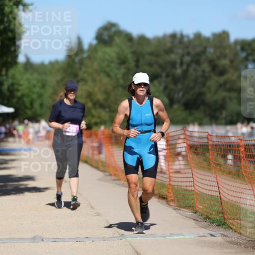 07.09.2025 - 19. Norderstedt Triathlon Michael Strokosch http://msf.ph/oto/8736252 07.09.2025 13:39:59 Laufen 270, 335 meine-sportfotos.de