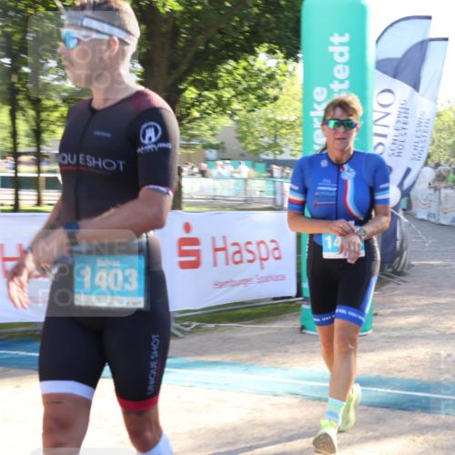 07.09.2025 - 19. Norderstedt Triathlon Luisa Fischer http://msf.ph/oto/8736253 07.09.2025 16:40:50 Ziel 1403, 1447, 1573, 1614 meine-sportfotos.de