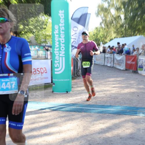 07.09.2025 - 19. Norderstedt Triathlon Luisa Fischer http://msf.ph/oto/8736264 07.09.2025 16:40:52 Ziel 1403, 1447, 1614 meine-sportfotos.de