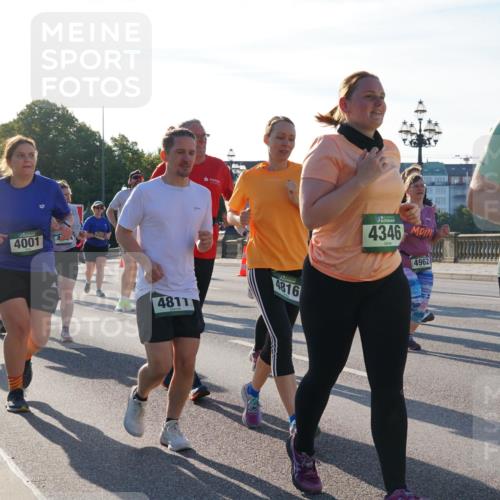 07.09.2025 - BARMER Alsterlauf Yannick Fuchs http://msf.ph/oto/8736283 07.09.2025 09:09:07 Laufen 4395, 2441, 4001, 4811, 4816, 4346, 4962, 36, 4345, 527 meine-sportfotos.de