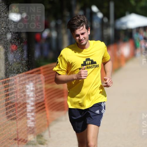 07.09.2025 - 19. Norderstedt Triathlon Michael Strokosch http://msf.ph/oto/8736293 07.09.2025 12:23:24 Laufen 148, 228 meine-sportfotos.de
