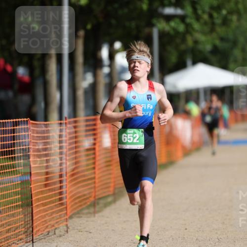 07.09.2025 - 19. Norderstedt Triathlon Michael Strokosch http://msf.ph/oto/8736304 07.09.2025 10:52:29 Laufen 84, 652 meine-sportfotos.de
