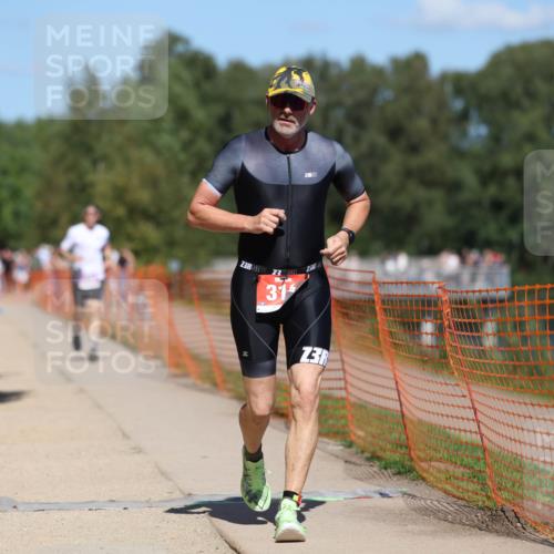 07.09.2025 - 19. Norderstedt Triathlon Michael Strokosch http://msf.ph/oto/8736307 07.09.2025 13:40:41 Laufen 310, 313, 337, 347, 742, 755 meine-sportfotos.de