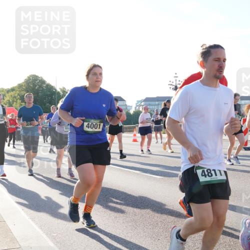 07.09.2025 - BARMER Alsterlauf Yannick Fuchs http://msf.ph/oto/8736316 07.09.2025 09:09:08 Laufen 4689, 4395, 46, 4001, 4811, 4816 meine-sportfotos.de