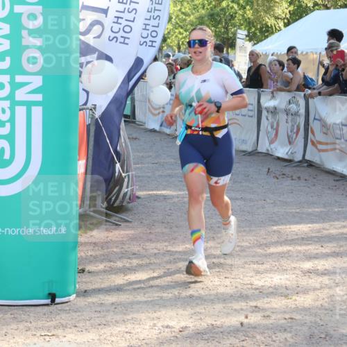 07.09.2025 - 19. Norderstedt Triathlon Luisa Fischer http://msf.ph/oto/8736325 07.09.2025 16:41:04 Ziel 407, 1054 meine-sportfotos.de
