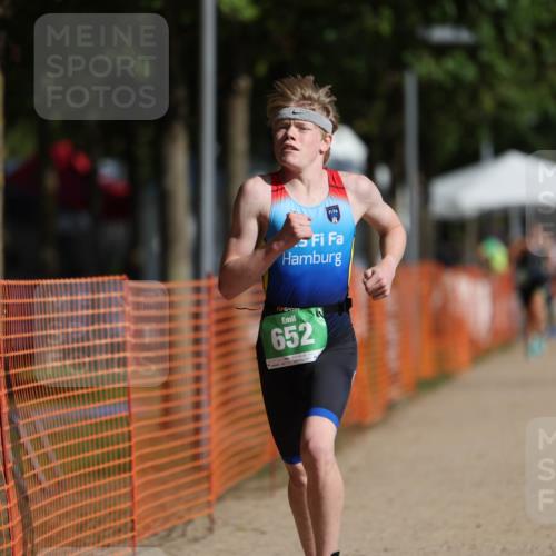 07.09.2025 - 19. Norderstedt Triathlon Michael Strokosch http://msf.ph/oto/8736331 07.09.2025 10:52:29 Laufen 84, 652 meine-sportfotos.de