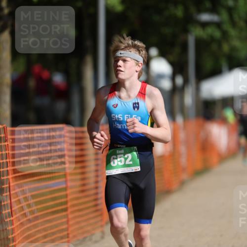 07.09.2025 - 19. Norderstedt Triathlon Michael Strokosch http://msf.ph/oto/8736339 07.09.2025 10:52:29 Laufen 84, 652 meine-sportfotos.de