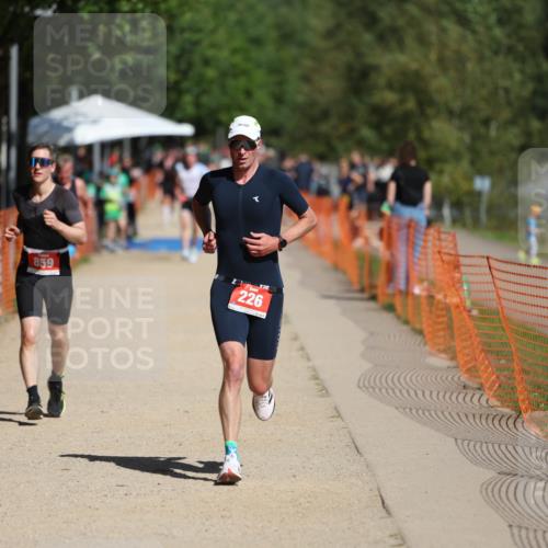 07.09.2025 - 19. Norderstedt Triathlon Michael Strokosch http://msf.ph/oto/8736356 07.09.2025 12:23:35 Laufen 226, 859 meine-sportfotos.de