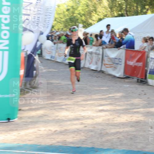07.09.2025 - 19. Norderstedt Triathlon Luisa Fischer http://msf.ph/oto/8736380 07.09.2025 16:41:14 Ziel 1059, 1090 meine-sportfotos.de