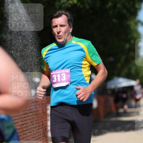 07.09.2025 - 19. Norderstedt Triathlon Michael Strokosch http://msf.ph/oto/8736383 07.09.2025 13:40:47 Laufen 313, 347, 742 meine-sportfotos.de