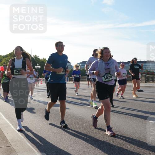 07.09.2025 - BARMER Alsterlauf Yannick Fuchs http://msf.ph/oto/8736387 07.09.2025 09:09:10 Laufen 2001, 439, 5347, 36, 4624, 333, 3339 meine-sportfotos.de