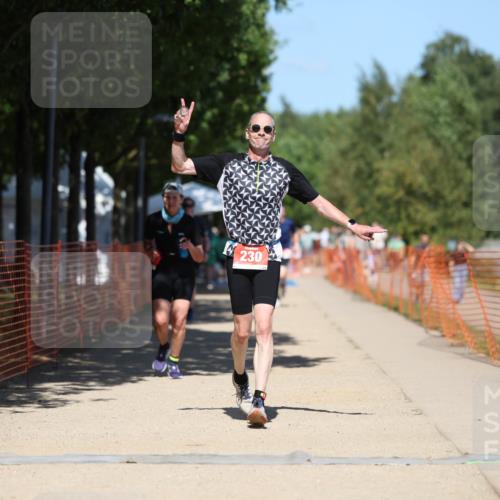07.09.2025 - 19. Norderstedt Triathlon Michael Strokosch http://msf.ph/oto/8736420 07.09.2025 13:40:54 Laufen 183, 230 meine-sportfotos.de