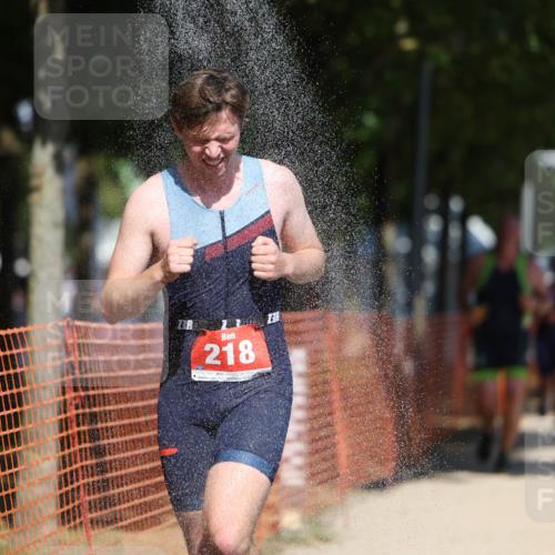 07.09.2025 - 19. Norderstedt Triathlon Michael Strokosch http://msf.ph/oto/8736431 07.09.2025 13:03:52 Laufen 216, 218, 725, 1385 meine-sportfotos.de