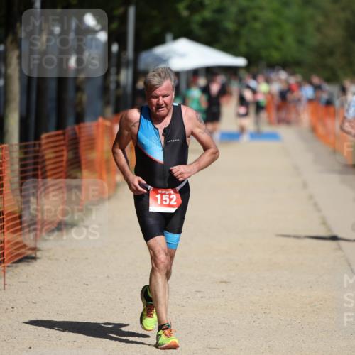 07.09.2025 - 19. Norderstedt Triathlon Michael Strokosch http://msf.ph/oto/8736434 07.09.2025 12:23:46 Laufen 152, 838 meine-sportfotos.de
