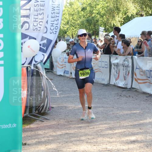 07.09.2025 - 19. Norderstedt Triathlon Luisa Fischer http://msf.ph/oto/8736436 07.09.2025 16:41:29 Ziel 1076 meine-sportfotos.de