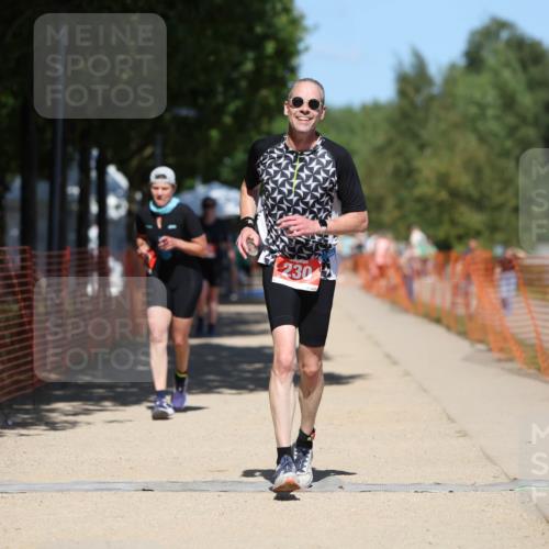 07.09.2025 - 19. Norderstedt Triathlon Michael Strokosch http://msf.ph/oto/8736441 07.09.2025 13:40:55 Laufen 183, 230 meine-sportfotos.de