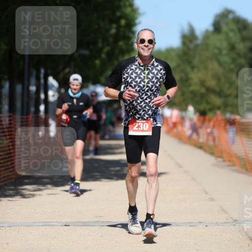 07.09.2025 - 19. Norderstedt Triathlon Michael Strokosch http://msf.ph/oto/8736447 07.09.2025 13:40:56 Laufen 183, 230, 1299 meine-sportfotos.de