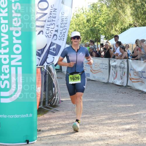 07.09.2025 - 19. Norderstedt Triathlon Luisa Fischer http://msf.ph/oto/8736450 07.09.2025 16:41:30 Ziel 1076, 1592 meine-sportfotos.de