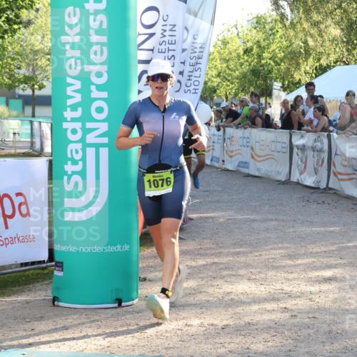 07.09.2025 - 19. Norderstedt Triathlon Luisa Fischer http://msf.ph/oto/8736458 07.09.2025 16:41:31 Ziel 1076, 1592 meine-sportfotos.de
