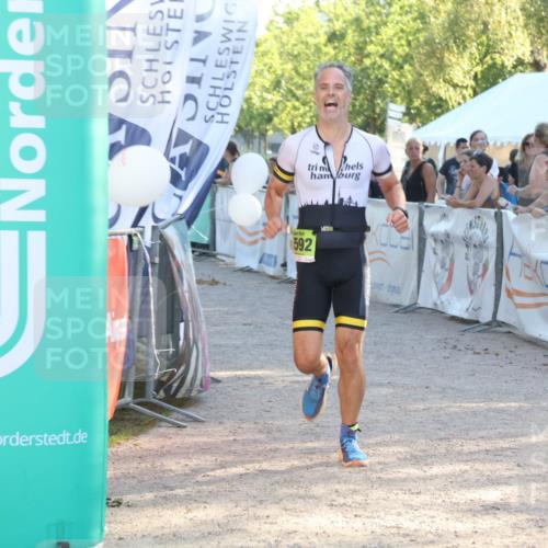 07.09.2025 - 19. Norderstedt Triathlon Luisa Fischer http://msf.ph/oto/8736483 07.09.2025 16:41:33 Ziel 1076, 1592 meine-sportfotos.de