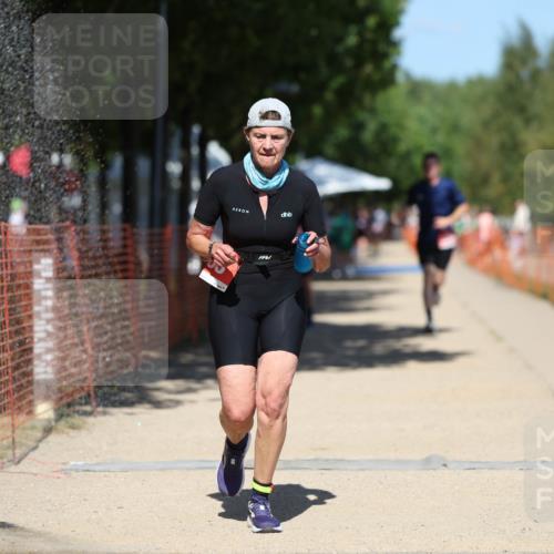 07.09.2025 - 19. Norderstedt Triathlon Michael Strokosch http://msf.ph/oto/8736492 07.09.2025 13:40:59 Laufen 183, 230, 1299 meine-sportfotos.de