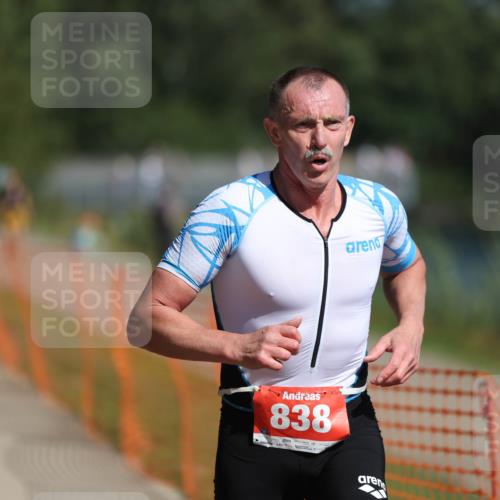 07.09.2025 - 19. Norderstedt Triathlon Michael Strokosch http://msf.ph/oto/8736494 07.09.2025 12:23:51 Laufen 152, 838 meine-sportfotos.de