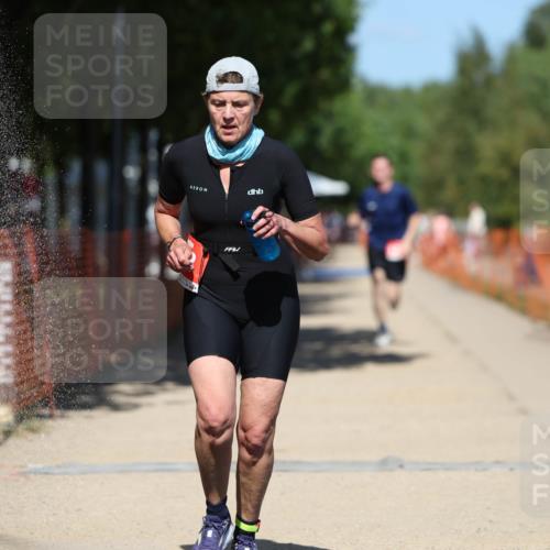 07.09.2025 - 19. Norderstedt Triathlon Michael Strokosch http://msf.ph/oto/8736507 07.09.2025 13:41:00 Laufen 183, 230, 1299 meine-sportfotos.de