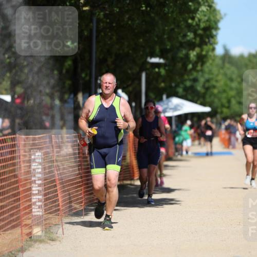 07.09.2025 - 19. Norderstedt Triathlon Michael Strokosch http://msf.ph/oto/8736511 07.09.2025 13:03:54 Laufen 216, 218, 725, 1339, 1385 meine-sportfotos.de