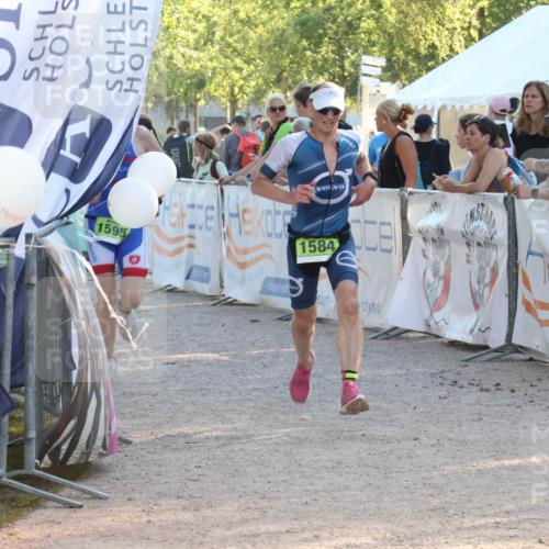 07.09.2025 - 19. Norderstedt Triathlon Luisa Fischer http://msf.ph/oto/8736527 07.09.2025 16:41:47 Ziel 1584, 1595 meine-sportfotos.de