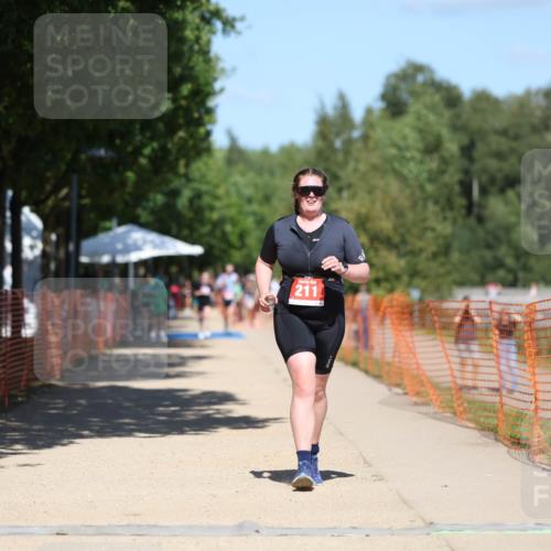 07.09.2025 - 19. Norderstedt Triathlon Michael Strokosch http://msf.ph/oto/8736550 07.09.2025 13:41:06 Laufen 211, 1299 meine-sportfotos.de