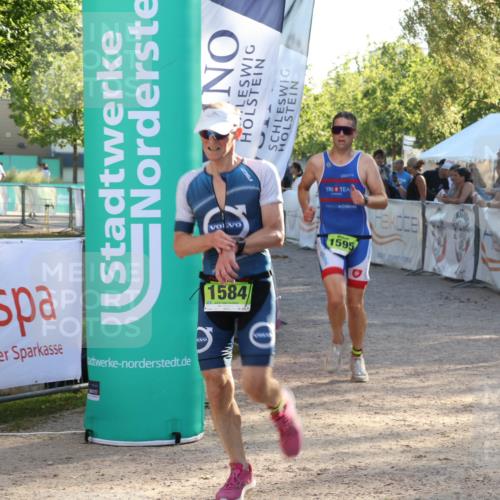 07.09.2025 - 19. Norderstedt Triathlon Luisa Fischer http://msf.ph/oto/8736562 07.09.2025 16:41:49 Ziel 1584, 1595 meine-sportfotos.de