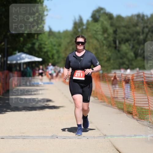 07.09.2025 - 19. Norderstedt Triathlon Michael Strokosch http://msf.ph/oto/8736576 07.09.2025 13:41:07 Laufen 211, 1299 meine-sportfotos.de