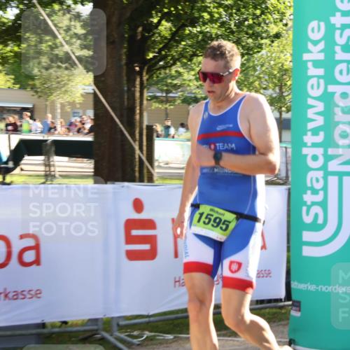 07.09.2025 - 19. Norderstedt Triathlon Luisa Fischer http://msf.ph/oto/8736582 07.09.2025 16:41:51 Ziel 1584, 1595 meine-sportfotos.de