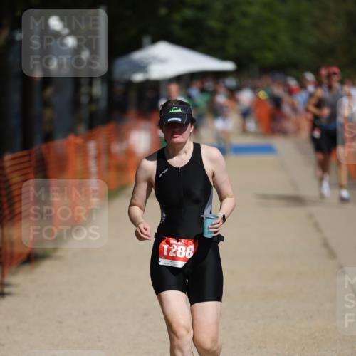 07.09.2025 - 19. Norderstedt Triathlon Michael Strokosch http://msf.ph/oto/8736598 07.09.2025 12:24:08 Laufen 151, 1288 meine-sportfotos.de