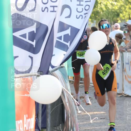 07.09.2025 - 19. Norderstedt Triathlon Luisa Fischer http://msf.ph/oto/8736634 07.09.2025 16:42:12 Ziel 459, 1100, 1561 meine-sportfotos.de