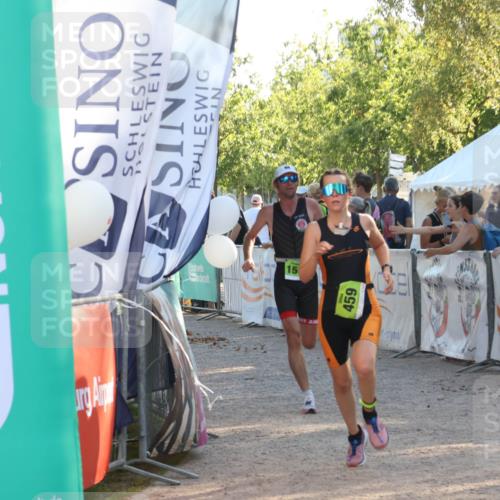 07.09.2025 - 19. Norderstedt Triathlon Luisa Fischer http://msf.ph/oto/8736647 07.09.2025 16:42:13 Ziel 459, 1100, 1561 meine-sportfotos.de