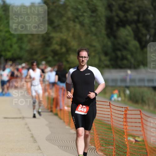 07.09.2025 - 19. Norderstedt Triathlon Michael Strokosch http://msf.ph/oto/8736655 07.09.2025 12:24:16 Laufen 151, 697, 719, 849 meine-sportfotos.de