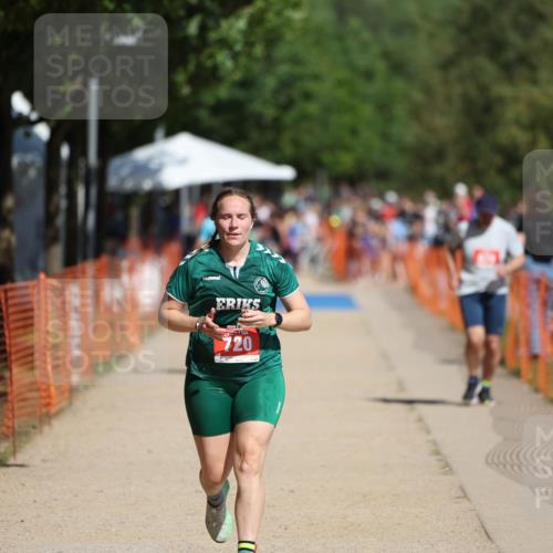 07.09.2025 - 19. Norderstedt Triathlon Michael Strokosch http://msf.ph/oto/8736732 07.09.2025 12:24:30 Laufen 720 meine-sportfotos.de