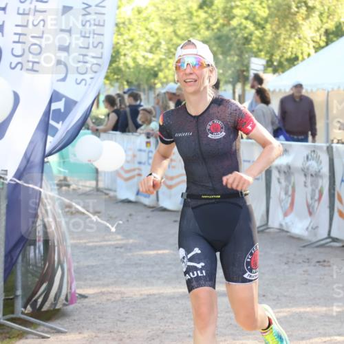 07.09.2025 - 19. Norderstedt Triathlon Luisa Fischer http://msf.ph/oto/8736738 07.09.2025 16:42:46 Ziel 1050 meine-sportfotos.de