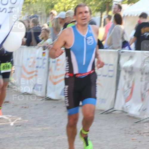07.09.2025 - 19. Norderstedt Triathlon Luisa Fischer http://msf.ph/oto/8736764 07.09.2025 16:42:52 Ziel 1050, 1603 meine-sportfotos.de