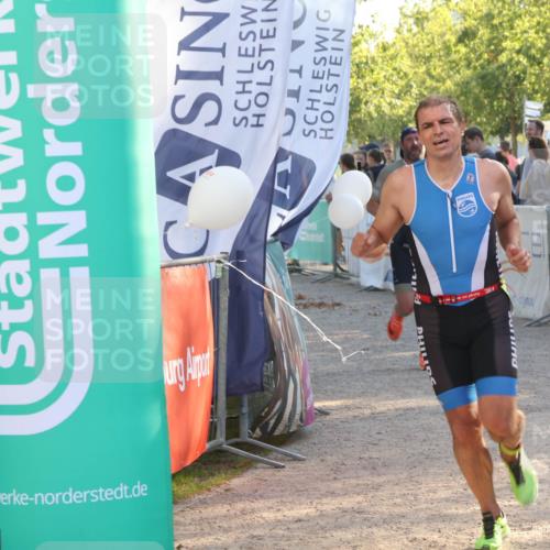 07.09.2025 - 19. Norderstedt Triathlon Luisa Fischer http://msf.ph/oto/8736778 07.09.2025 16:42:53 Ziel 516, 1050, 1603 meine-sportfotos.de