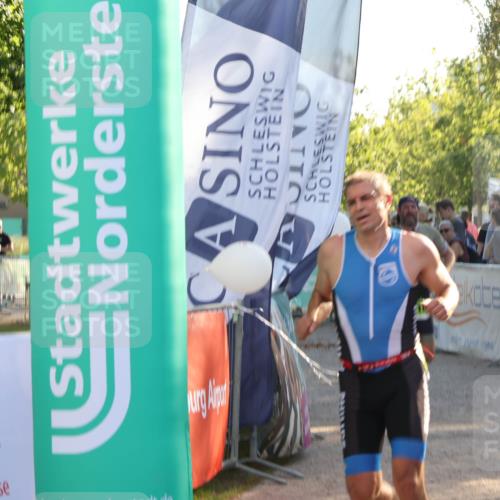 07.09.2025 - 19. Norderstedt Triathlon Luisa Fischer http://msf.ph/oto/8736783 07.09.2025 16:42:53 Ziel 516, 1050, 1603 meine-sportfotos.de