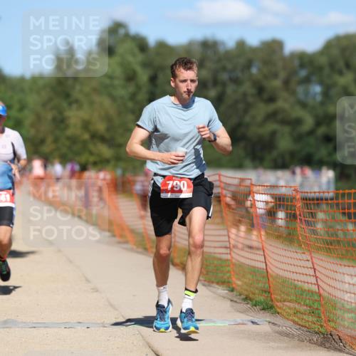 07.09.2025 - 19. Norderstedt Triathlon Michael Strokosch http://msf.ph/oto/8736859 07.09.2025 13:42:36 Laufen 241, 790 meine-sportfotos.de