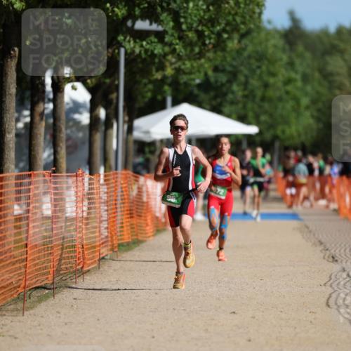07.09.2025 - 19. Norderstedt Triathlon Michael Strokosch http://msf.ph/oto/8736864 07.09.2025 10:53:40 Laufen 96, 672 meine-sportfotos.de
